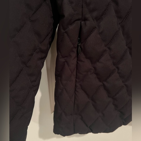 Timberlands Woman’s Puffer Jacket, small/petite, black - Picture 4 of 4